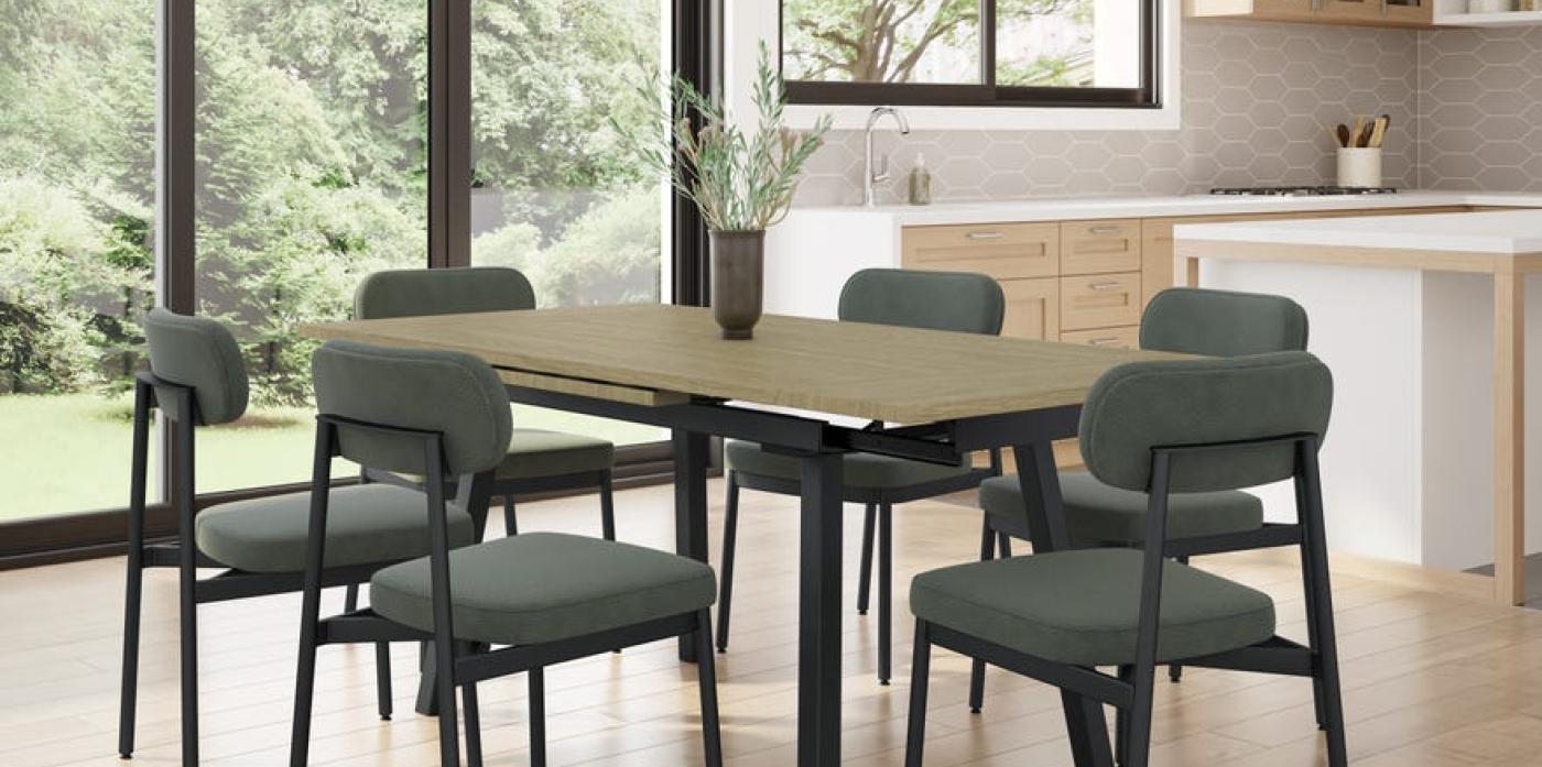 Lewis table w/ Orly Chairs