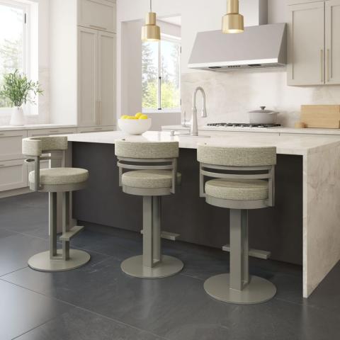 SUNNY SWIVEL STOOL